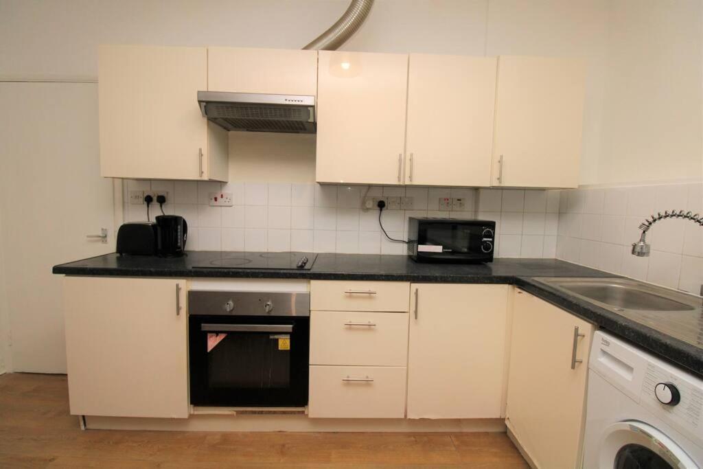ロンドンIdeal 2 Bed Flat Close To Cityアパートメント エクステリア 写真