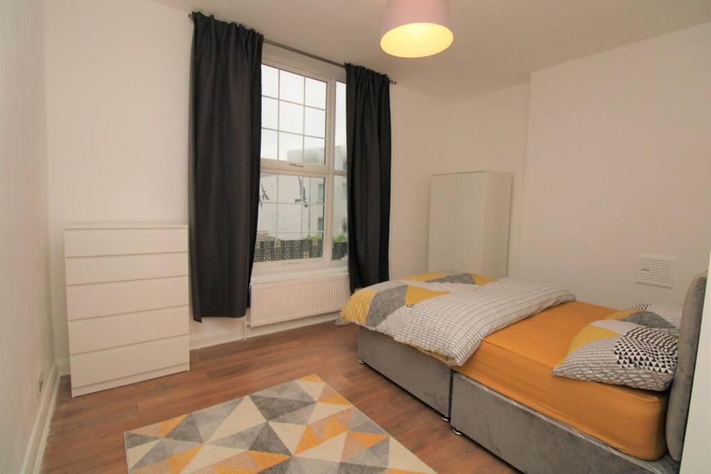 ロンドンIdeal 2 Bed Flat Close To Cityアパートメント エクステリア 写真
